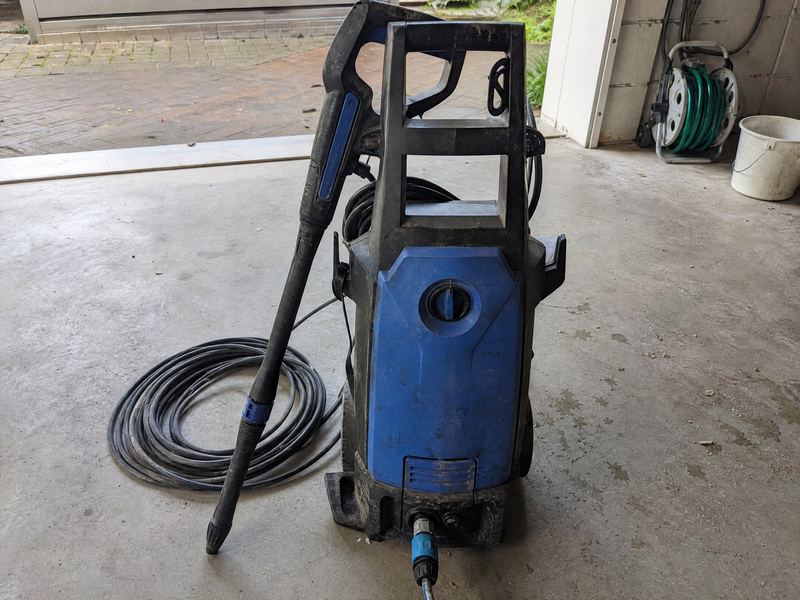 Ozito pressure washer
