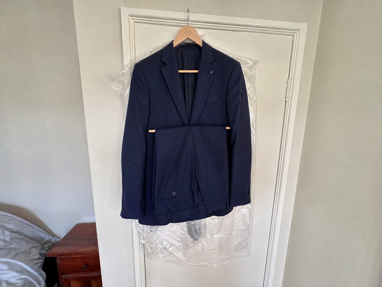 Suit, navy, size 40R