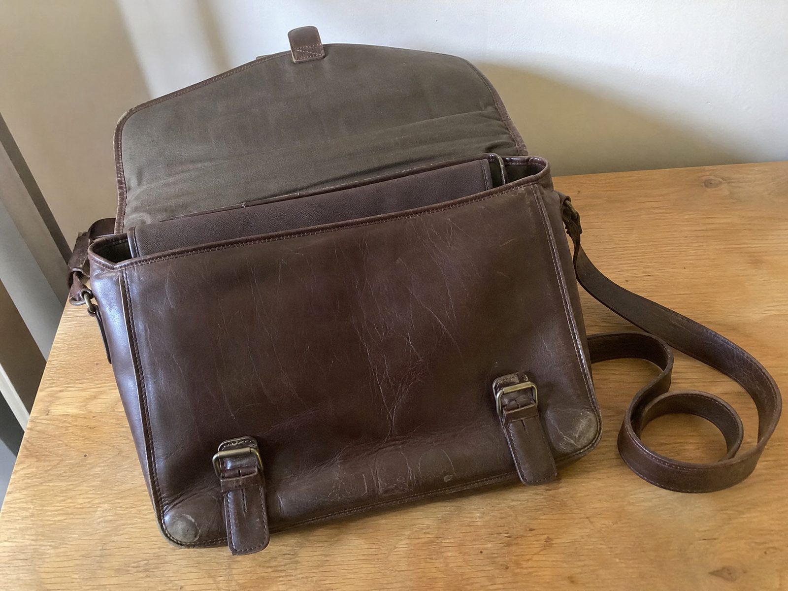 Laptop bag, leather